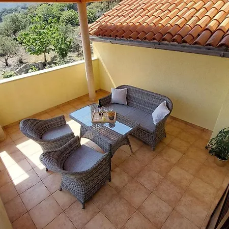 Arsen Apartmán *