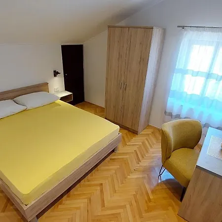 Arsen Apartmán