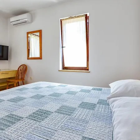 Apartment Arsen